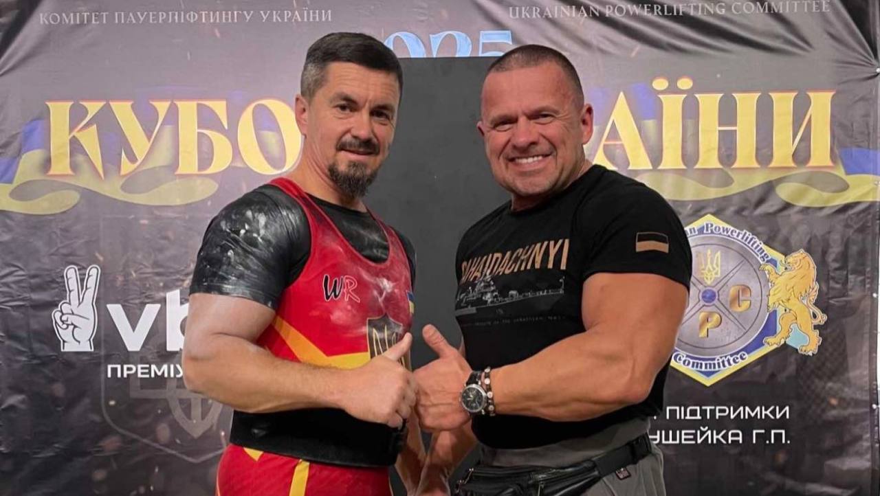 Ієромонах з Львівщини за один день встановив два рекорди з паверліфтингу