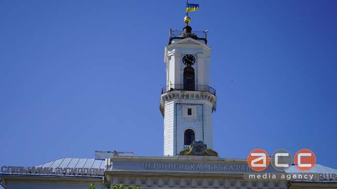 Міська рада Чернівців відсудила в УПЦ та повернула в свою власність каплицю-усипальницю