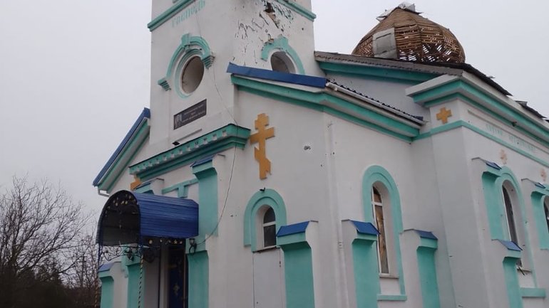 Росіяни розбомбили будинок священика ПЦУ на Херсонщині