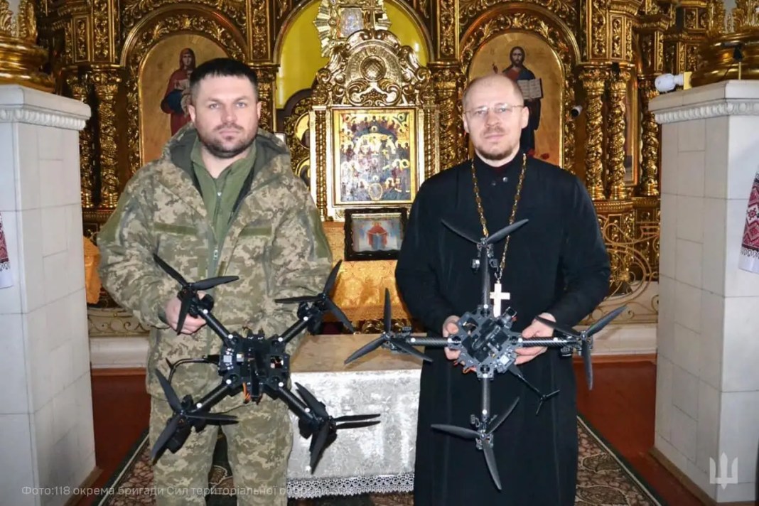 Понад 200 тис. грн: парафія ПЦУ пожертвувала кошти на дрони для ЗСУ