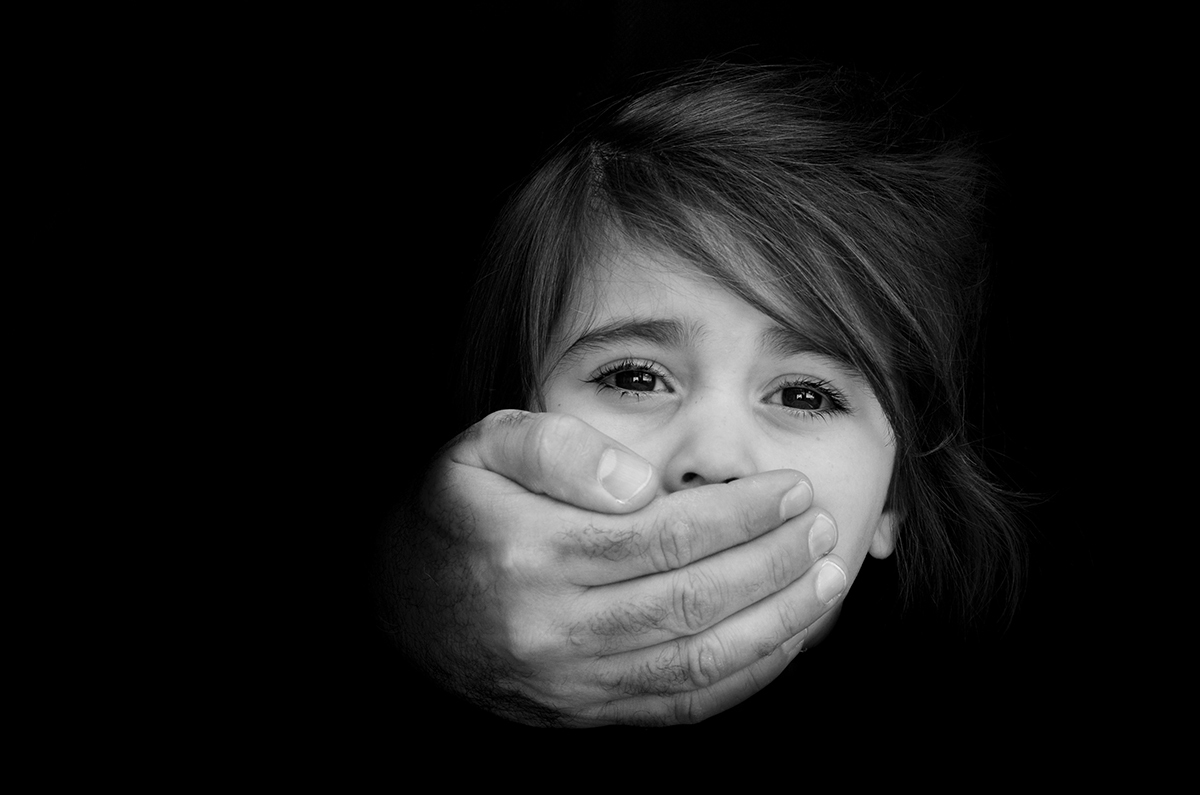 Hotel clerk saves 2 girls from sex trafficking