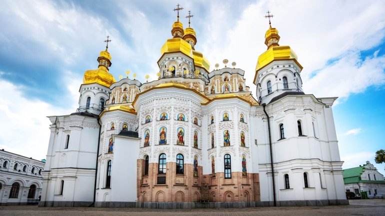 У день свята Успіння Пресвятої Богородиці за новим стилем, предстоятель ПЦУ Епіфаній очолить Літургію в Успенському соборі Києво-Печерської лаври.