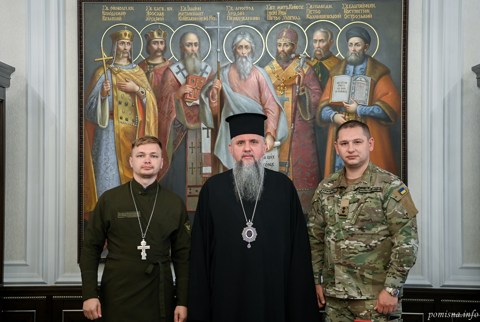 Предстоятель ПЦУ зустрівся з командиром 210 окремого штурмового полку
