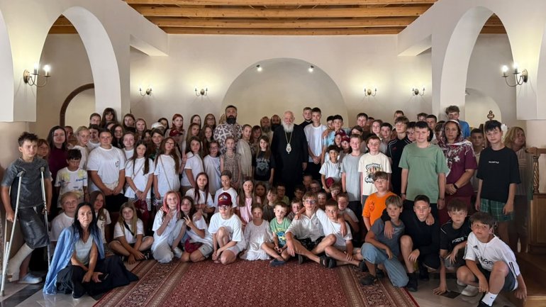 Афінська архиєпископія організувала літній відпочинок для українських дітей