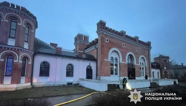 Жителя Чернівців засудили до двох років ув’язнення за підпал синагоги