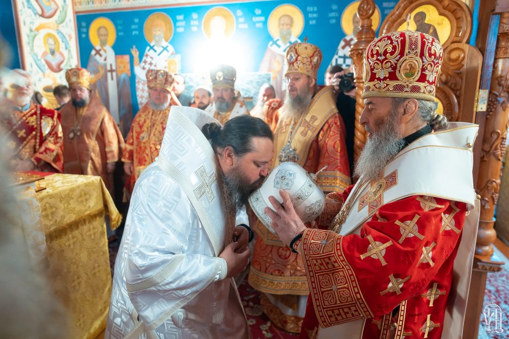 В УПЦ заявили про затримання та мобілізацію їхнього єпископа