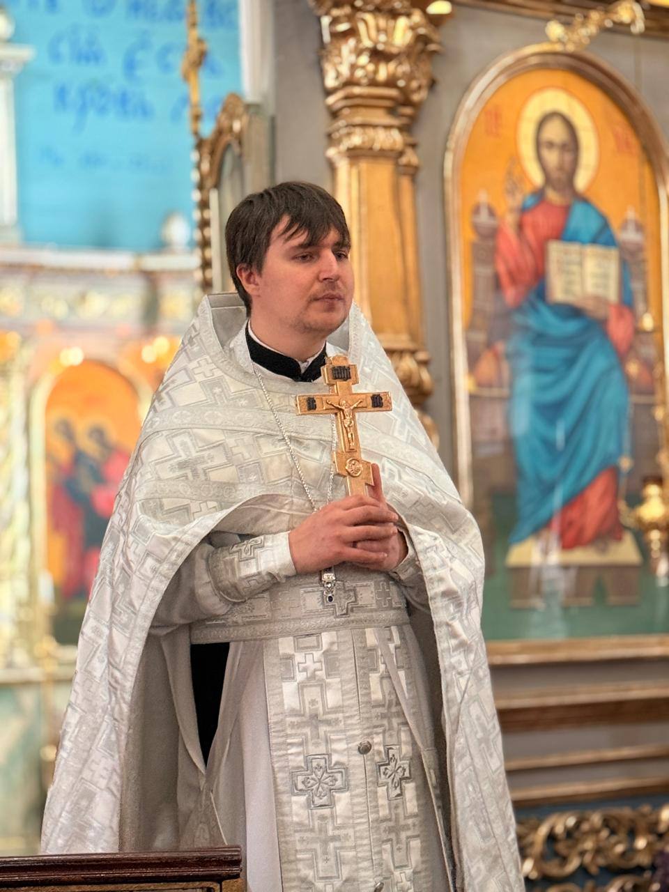 Зник зв’язок зі священнослужителем після того, як його вивезли працівники СБУ — Чекман