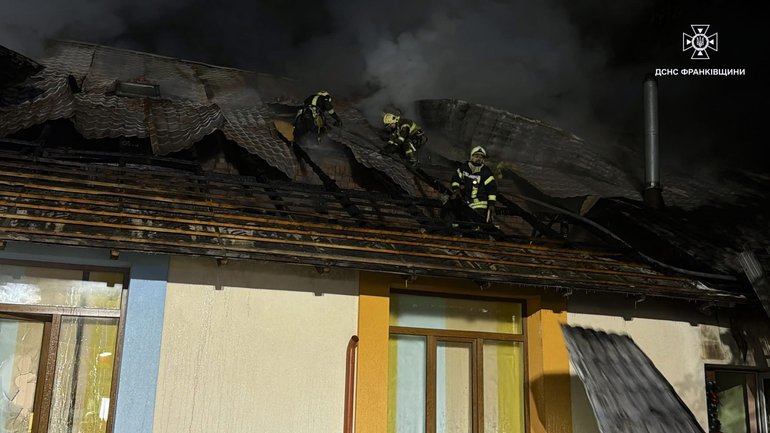 У Коломиї виникла пожежа у католицькій школі