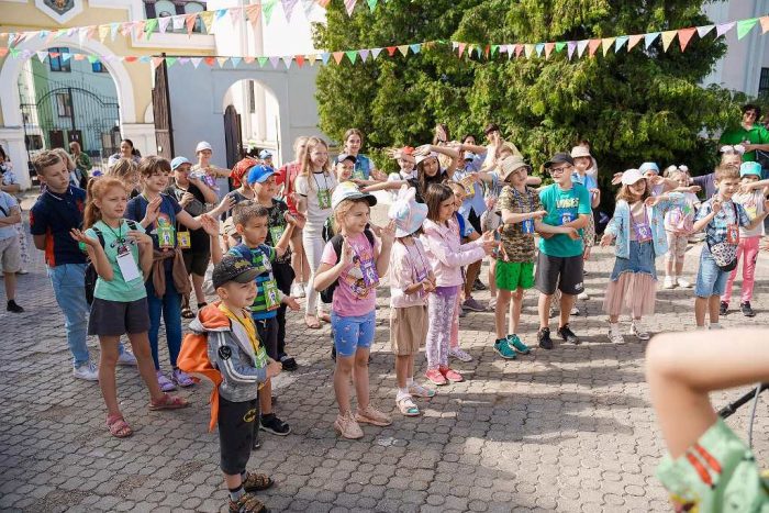 «Посвячую вас у лицарі Бога!» У Вінниці відбувся День дитини
