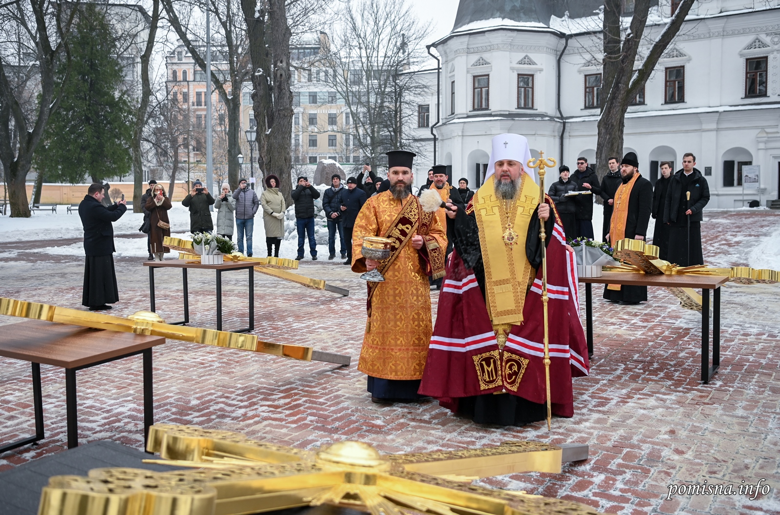 Предстоятель освятив 5 хрестів на бані Собору Святої Софії Київської