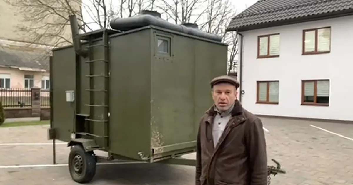 Віряни Березнівського району на Рівненщині створили мобільну лазню для Збройних Сил України