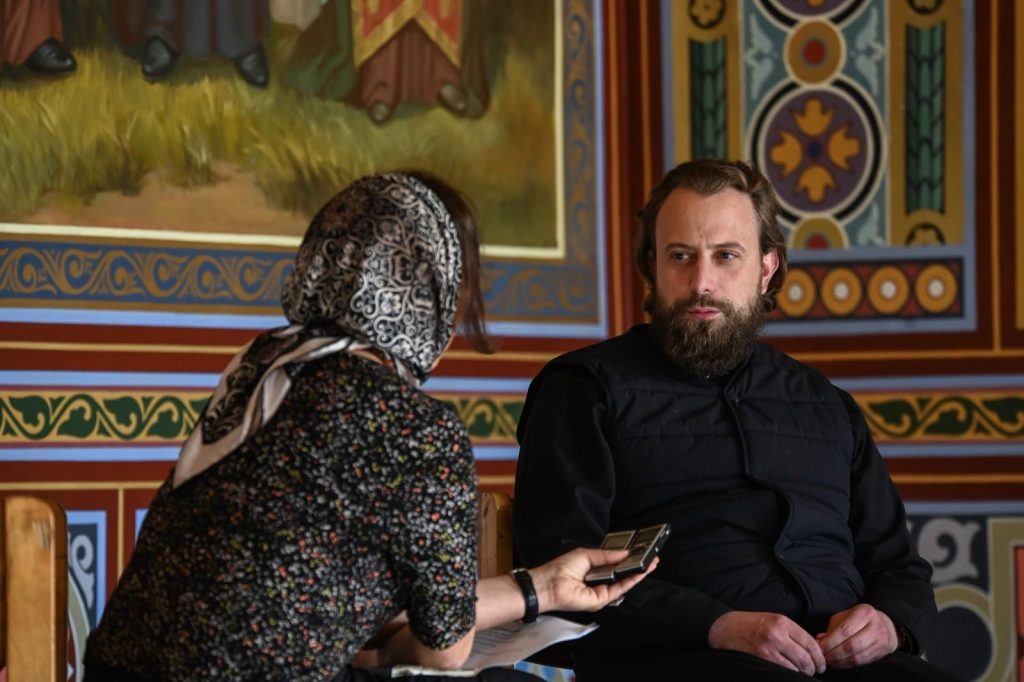 Частина монахів УПЦ виїхала з лаври не до Росії, а до Європи – архимандрит Авраамій