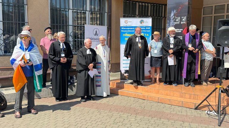 У Франківську відбулася міжнародна молитва за жертв Голокосту