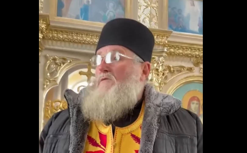 Священник УПЦ у Комарові на Буковині перешкоджав похорону військового та назвав війну "політикою"