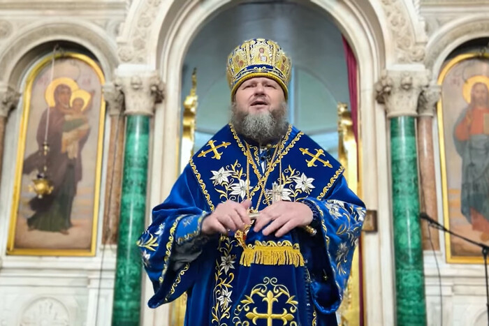 Митрополит Сумський і Охтирський Євлогій (УПЦ) заявив, що українська влада нібито веде війну зі святими. За його словами, вирішують долю УПЦ «атеїсти». У зв’язк...
