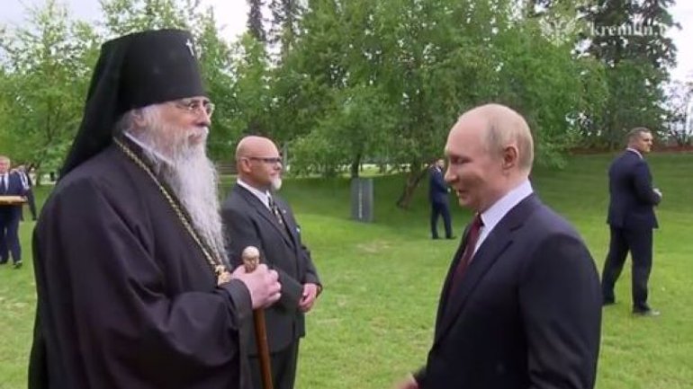 Аляскинський архиєпископ попросив пробачення за зустріч із Путіним