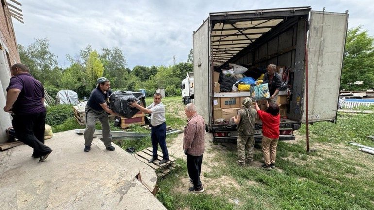 В Україну відправили черговий гуманітарний вантаж з Ватикану