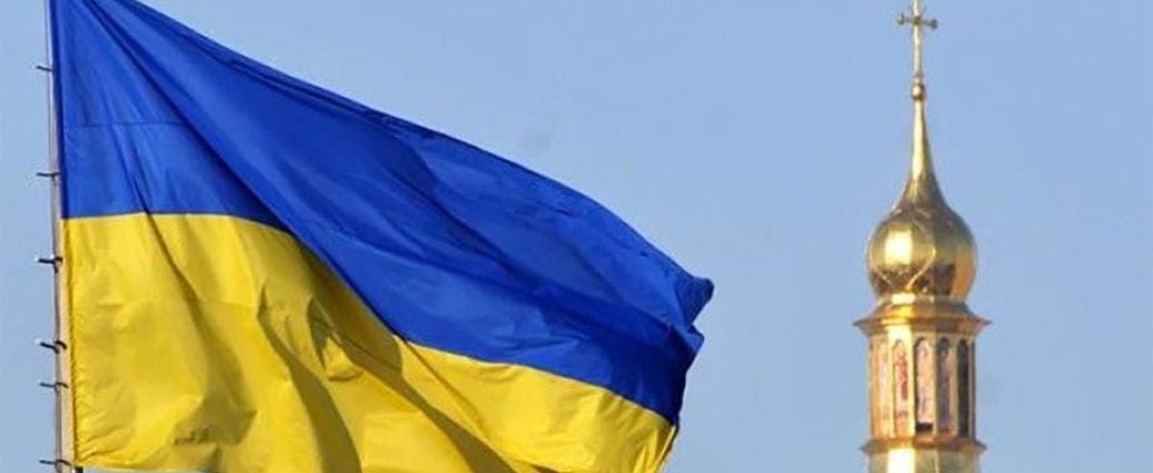 У другу річницю російського повномасштабного вторгнення в Україну у храмах та монастирях УПЦ звершать молебні за захисників України
