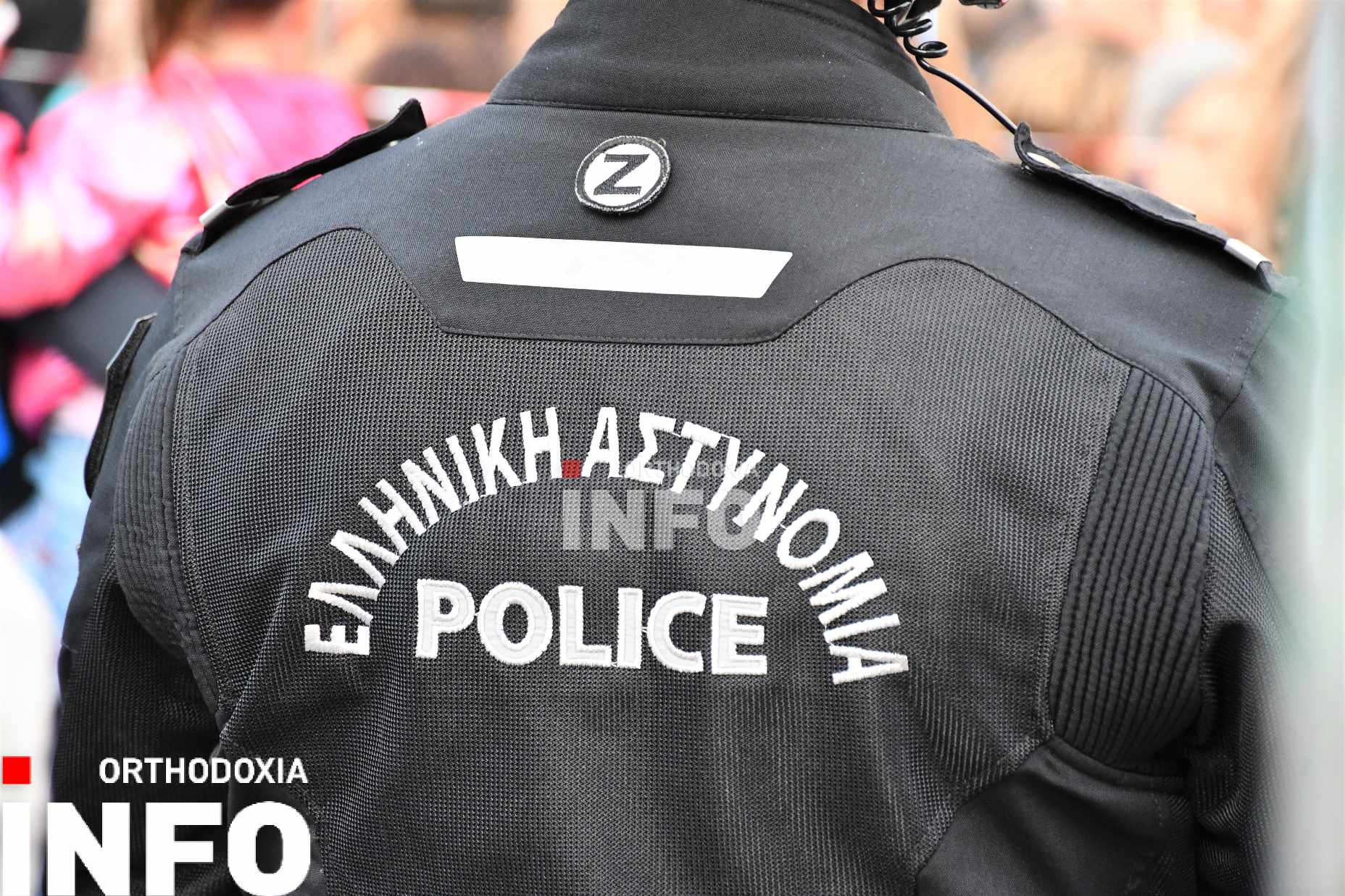 На Криті жінку заарештували за обман священиків і видурюванні грошей