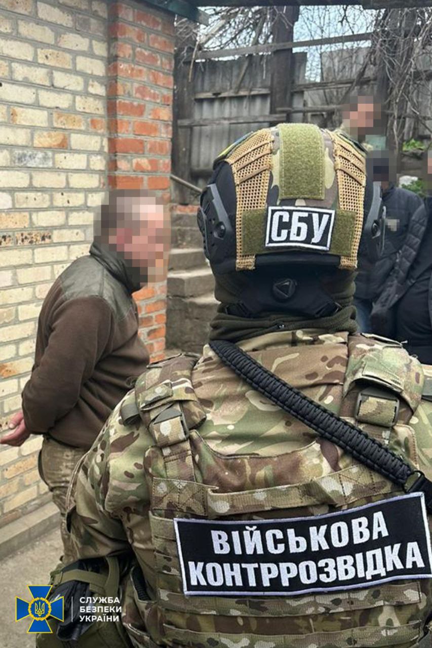 СБУ повідомила про підозру пастору-агенту фсб, який завербував своїх синів, щоб шпигувати за підрозділами ЗСУ