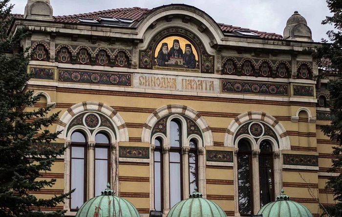 У Болгарській Церкві закликали політиків «проявити патріотизм, рішучість та політичну волю для повернення релігійної освіти до шкіл».