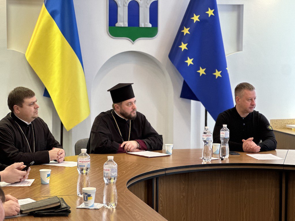 У Рівненській міськраді відбувся молитовний сніданок