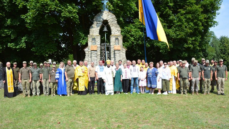 На Рівненщині вшанували братську могилу козаків часів Богдана Хмельницького