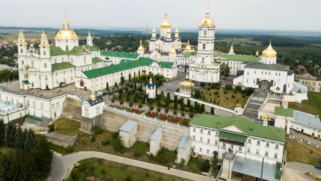 Боротьба за Почаївську лавру: міська рада відкликала свою апеляцію