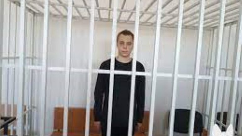 Російська прокуратура просить ув'язнити на 3, 5 роки хлопця, який "за завданням СБУ" спалив Коран