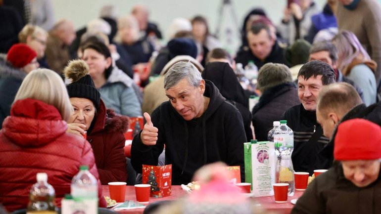 Різдво єдності: Спільнота святого Егідія зібрала за різдвяними столами близько тисячі українців