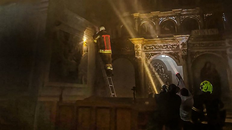 На Закарпатті сталася пожежа у храмі УПЦ XIX століття