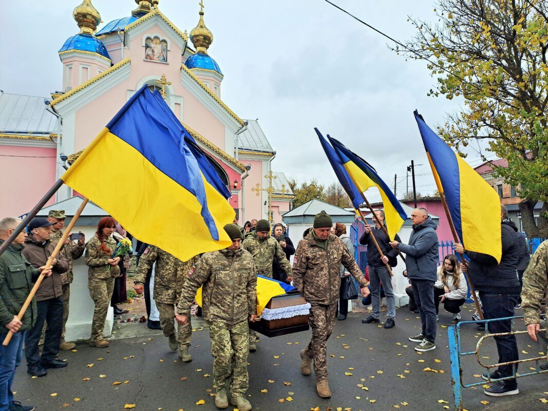 У Ковелі попрощалися зі захисником України Андрієм Корінчуком